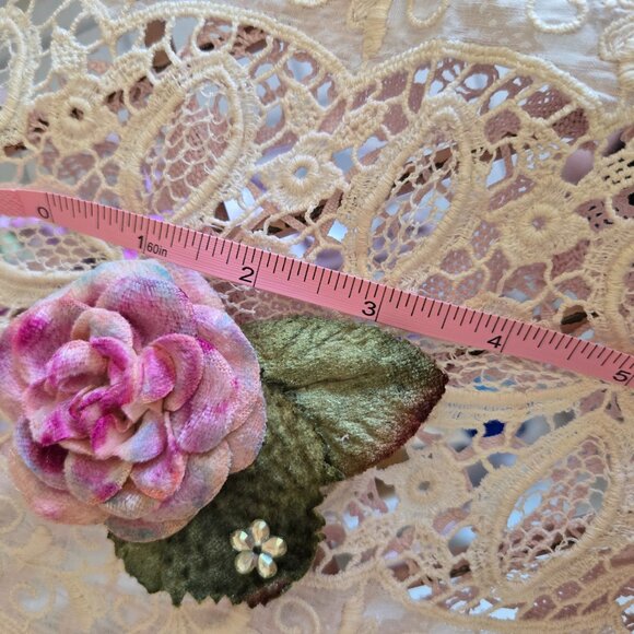 Vintage Pink Velvet Rose Brooch Millinery Retro Romance Pin Gift for gardener - Picture 5 of 5
